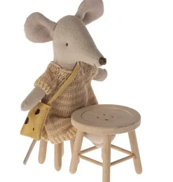 Maileg-Set aus Tisch und Hocker für die Mäuse